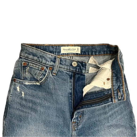 Abercrombie & Fitch Distressed Blue Wide Leg Jeans - Picture 7 of 8